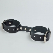 Черные кожаные наручники-фиксатор - Sitabella - купить с доставкой в Севастополе
