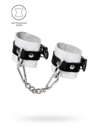 Бело-черные кожаные наручники с одним ремешком с люверсами - Pecado - купить с доставкой в Севастополе