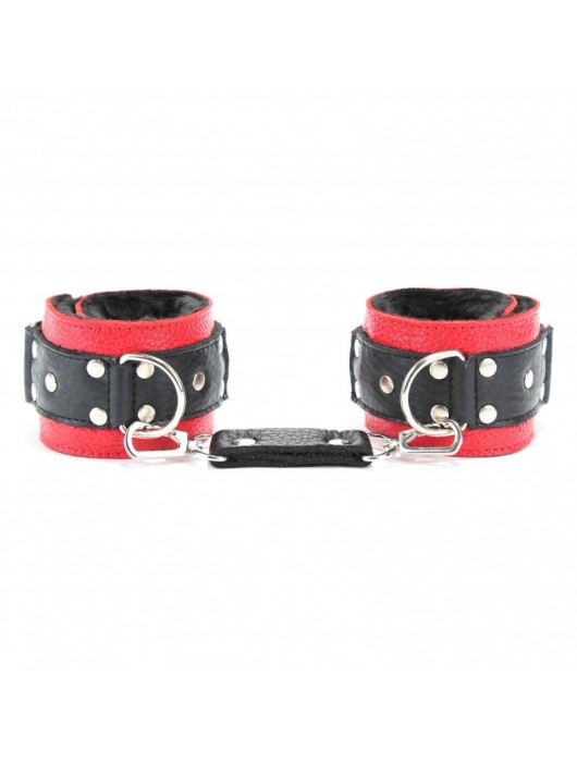 Красно-чёрные кожаные наручники с меховым подкладом - БДСМ Арсенал - купить с доставкой в Севастополе