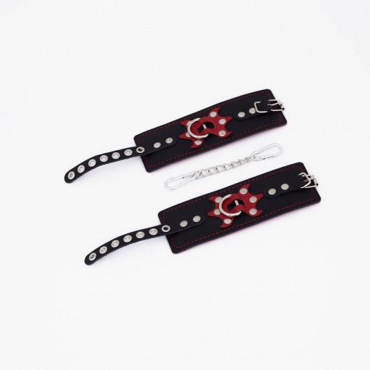 Черные кожаные наручники с красным декором и строчкой - Crazy Handmade - купить с доставкой в Севастополе